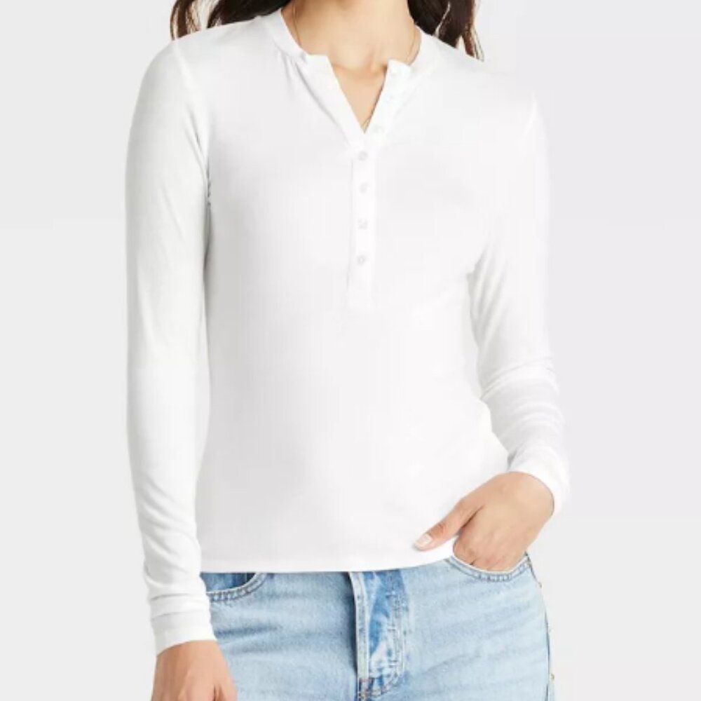 Women's Long Sleeve Henley Neck T-Shirt - Universal Thread™